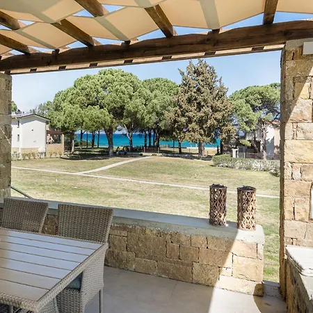 Holiday home Amalthia & αthena Beachfront Houses, #feelslikehome Pefkochori