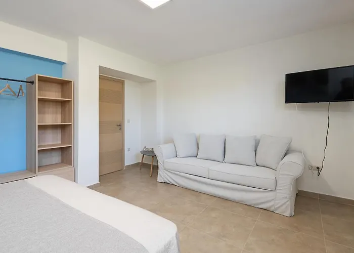 Amalthia & αthena Beachfront Houses, #feelslikehome Pefkochori