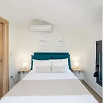 Amalthia & αthena Beachfront Houses, #feelslikehome Case de vacanță Pefkochori