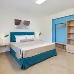Amalthia & αthena Beachfront Houses, #feelslikehome Case de vacanță Pefkochori