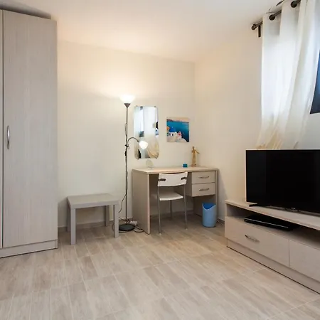 Amalthia & Αthena Beachfront Houses, Pefkohori #Feelslikehome Hébergement de vacances *