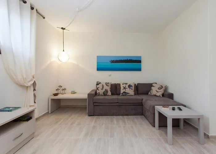 펜션 Amalthia & αthena Beachfront Houses, #feelslikehome *